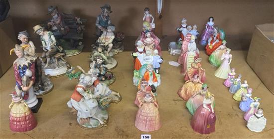 Mixed ceramic figurines